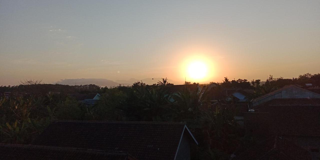 Cheap Inn Banyuwangi Banyuwangi  Eksteriør bilde