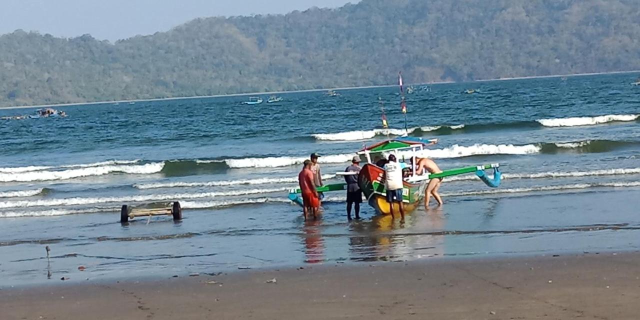 Cheap Inn Banyuwangi Banyuwangi  Eksteriør bilde